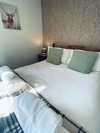 Ladybower Inn