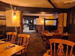 Ladybower Inn