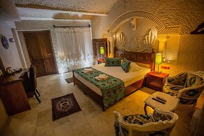 Hermes Cave Hotel