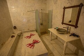 Hermes Cave Hotel