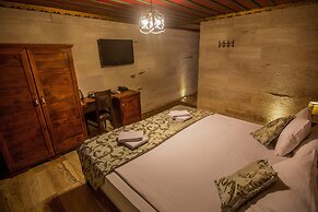 Hermes Cave Hotel