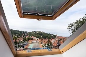 UpperHouse Brasov