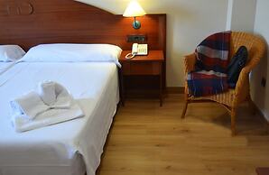 Hotel Reyes Ziríes