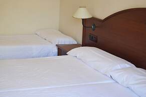 Hotel Reyes Ziríes
