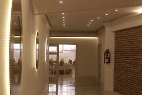 Hotel Reyes Ziríes