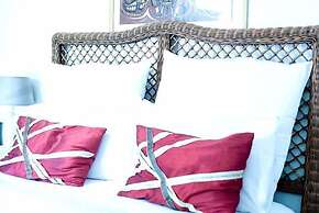 Mizizi House of Sandton Bed & Breakfast