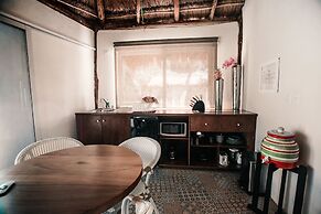 Hotel Paradise Suites