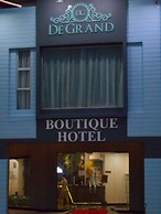 PI GRAND HOTEL