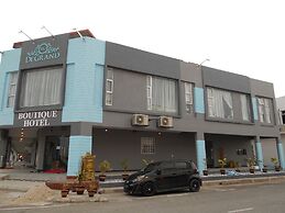 PI GRAND HOTEL