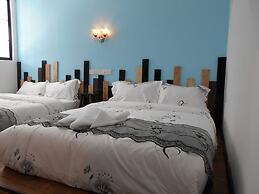 PI GRAND HOTEL