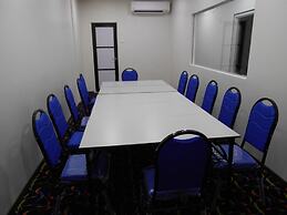 PI GRAND HOTEL