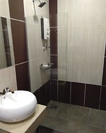 PI GRAND HOTEL