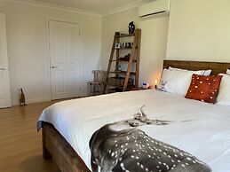 Kookaburra Retreat