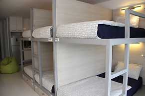 Summer Suites Express by Subhome - Hostel