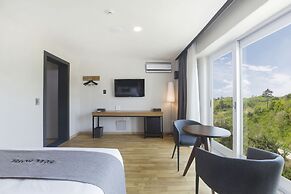 EL Hotel