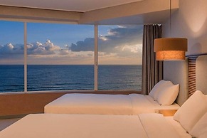 EL Hotel