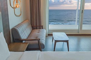 EL Hotel