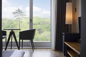 EL Hotel