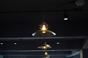 EL Hotel