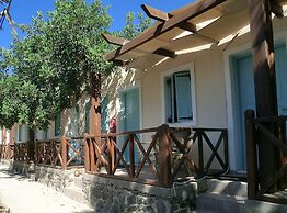Santorini Camping Rooms