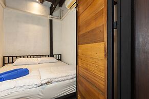 Feel Good Hostel