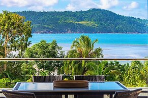 Beach Lodges