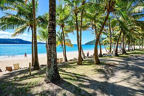 Beach Lodges