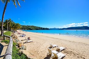Beach Lodges
