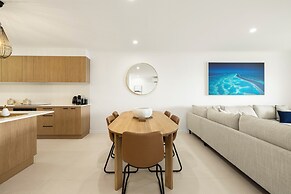 Beach Lodges