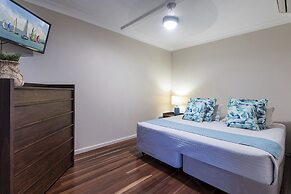 Beach Lodges