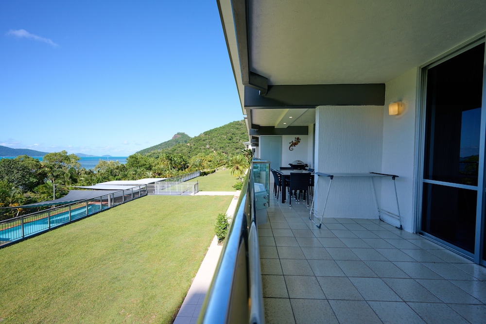 Beach Lodges