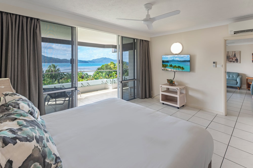 Beach Lodges