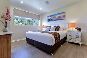 Beach Lodges