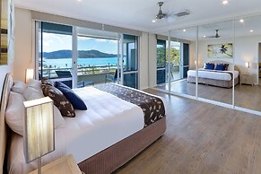 Beach Lodges