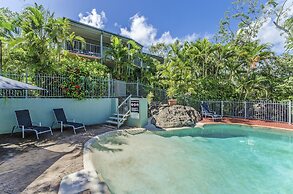 Heliconia Grove 9