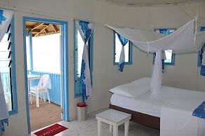 Litia Sini Beach Fales