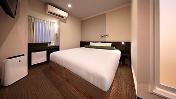 Nipponbashi Crystal Hotel