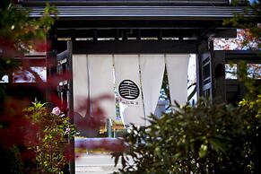 Sui Suwako