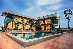 Royal Graces Pool Villas
