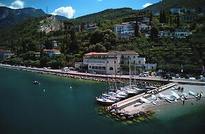 Hotel Paradiso