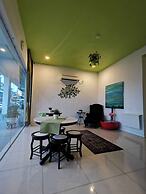 Olive Hotel