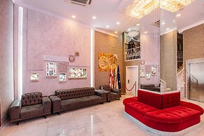 Aivani Hotel