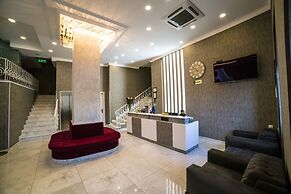 Aivani Hotel