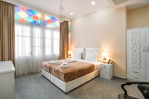 Aivani Hotel