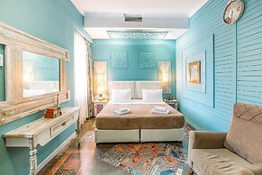 Aivani Hotel