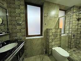 Aivani Hotel