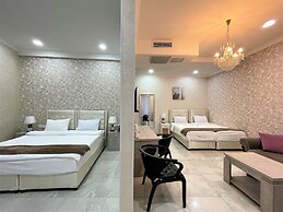 Aivani Hotel