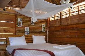 Tree Bar Hostel