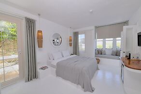 Peremere Alacati Hotel