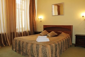 East-West Hotel